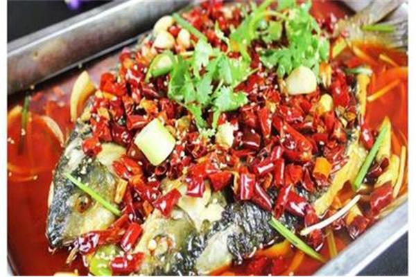 周末休闲好去处钓鱼烧烤大锅炖