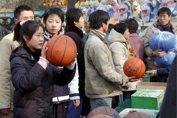 6月1日室内投篮游戏,公司投球游戏