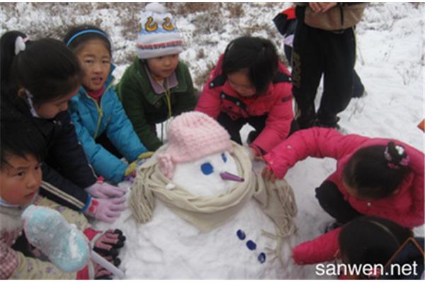 冬天堆雪人是一种游戏吗?冬季增强儿童体质的游戏