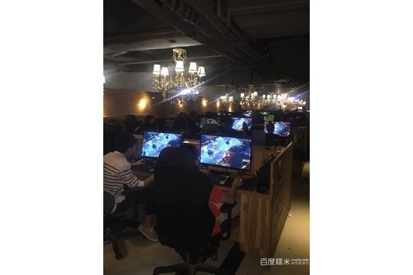 如何下载iPad4游戏俱乐部并观看这款游戏?