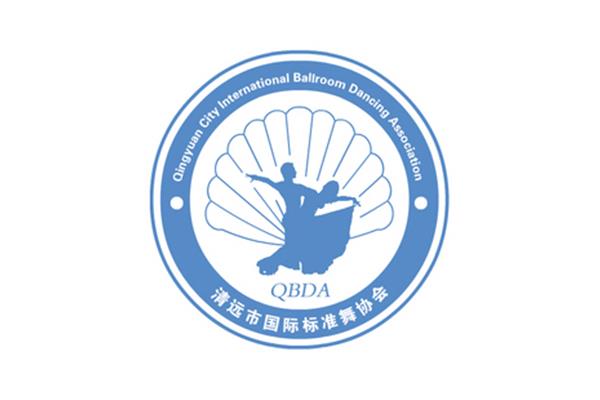 可以看人家隐私的卡牌游戏,可以随意看女生部位的小游戏