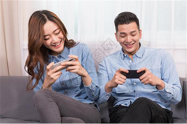 什么是适合情侣玩的手机游戏,可以结婚的十大手机游戏?