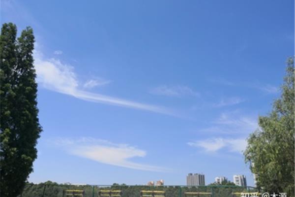 以天空为主题的教室布置,介绍中国数字大学城