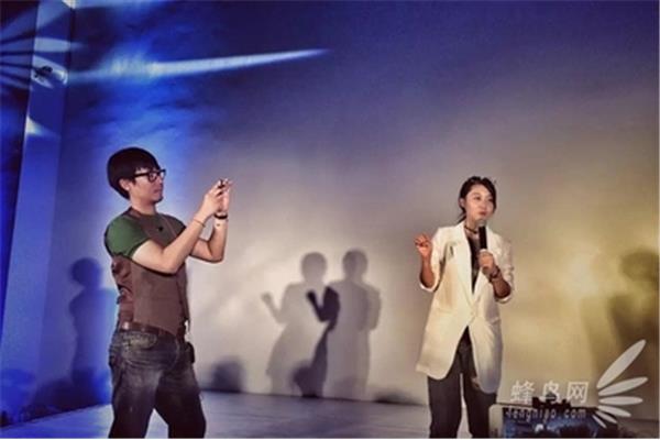 找一首歌-我在飞鱼表演中听到的有什么好的电台吗?