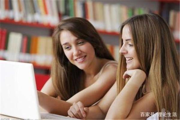 准大学生应该如何选择笔记本,大一新生应该买什么笔记本电脑?