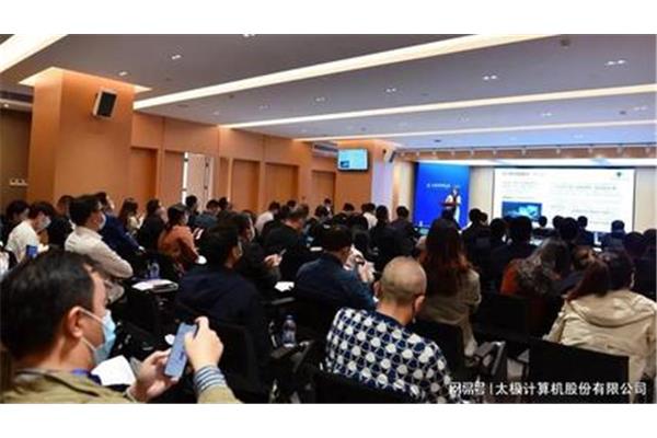 华硕电脑公司、雷神电脑公司