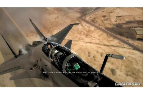 《鹰击长空2》,在英雄之地免费下载手机版