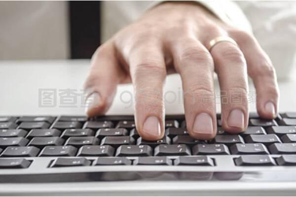 纪昀打字输入怎么样,没有键盘的台式电脑打字输入怎么样