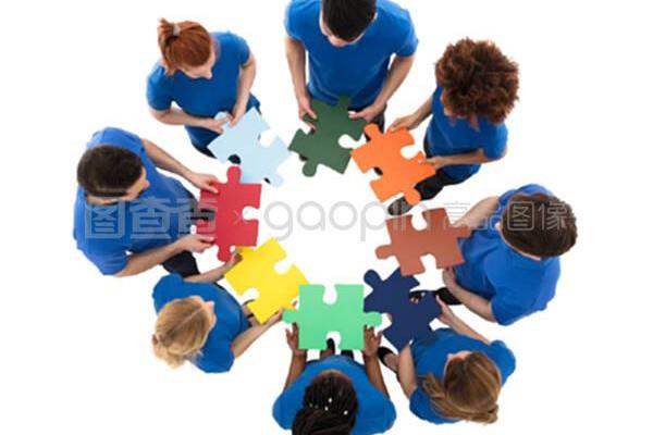 求多人室内游戏,超好玩的多人合作情侣游戏推荐