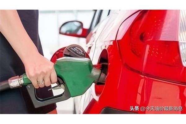 汽油价格下降了为什么中国的加油车下降了这么多?