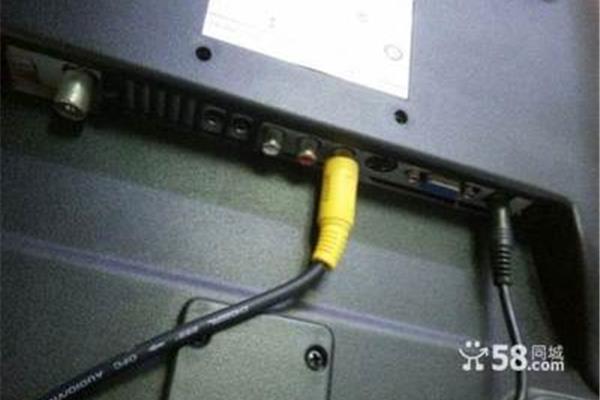 液晶电视连接到主机电视和电脑怎么连接?